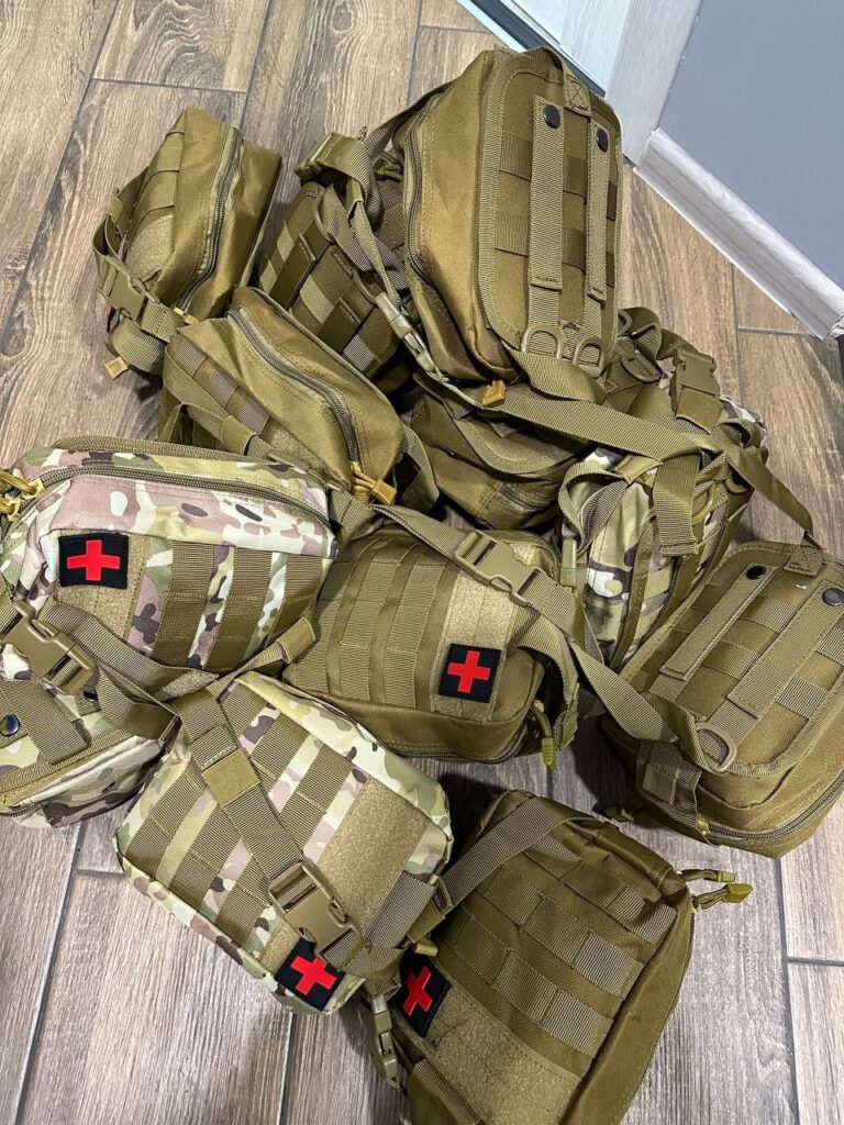 Image for Requests from the military for first-aid kits and turnstiles
