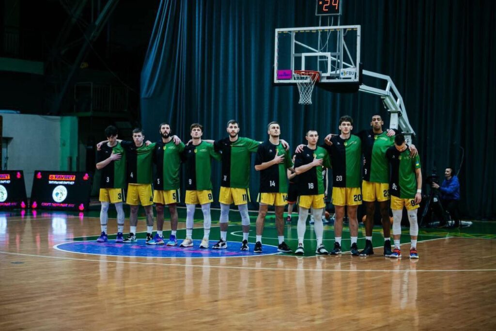 Image for 7000 грн від друзів баскетбольний клуб «Говерла» для підсилення армії