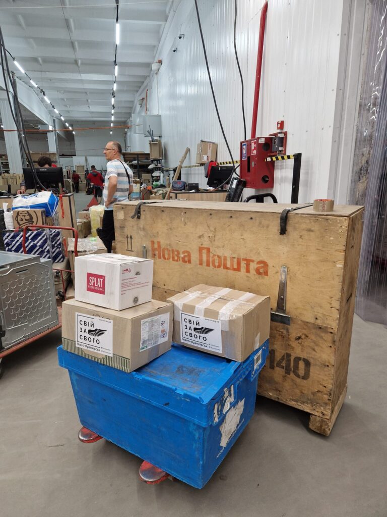 Image for Humanitarian Nova Poshta is a reliable chain between volunteers and the military.
